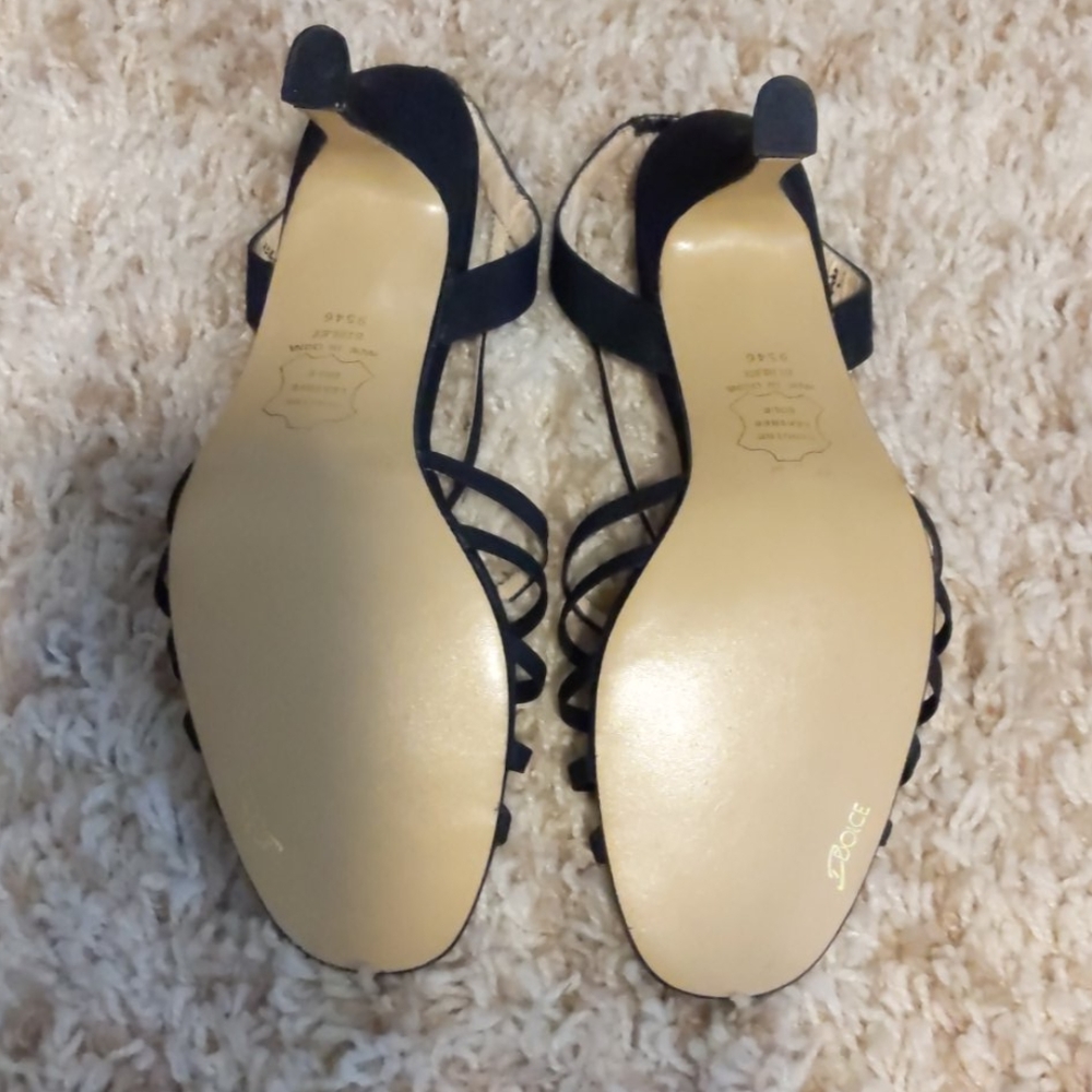 Sandals - Picture 4 of 8
